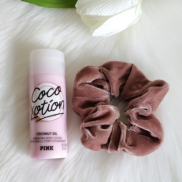 PINK Victoria's Secret Other - PINK VICTORIA'S SECRET COCO LOTION + PINK VS VELVET SCRUNCHIE 💖